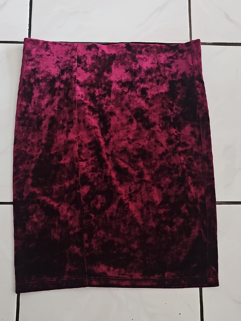 Forever 21 Burgundy Crushed Velvet Pencil Skirt